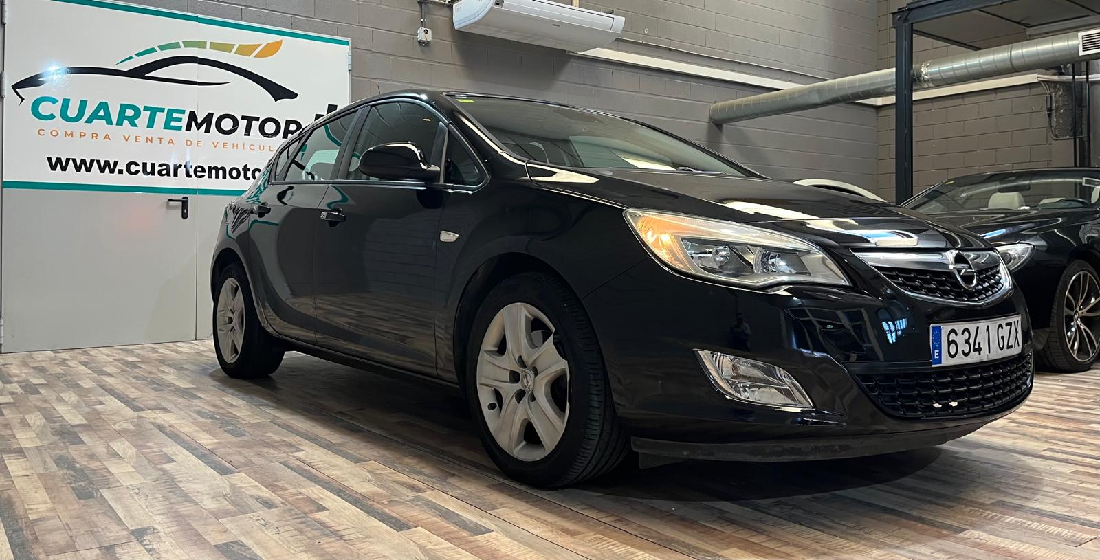 OPEL Astra 1.7 CDTi 110 CV Enjoy